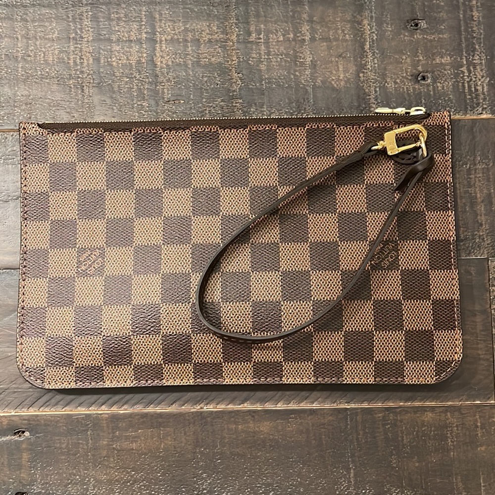 AUTHENTIC Louis Vuitton Damier Ebene Neverfull MM Pochette Wristlet Clutch
